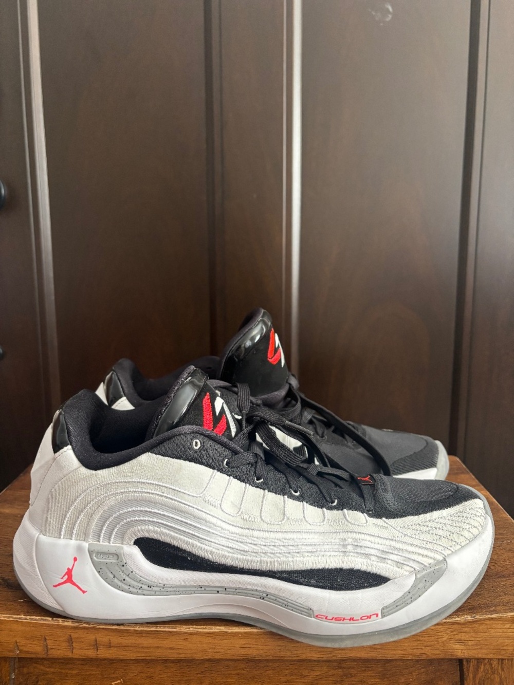11.5 Mens Luka Basketball Shoes